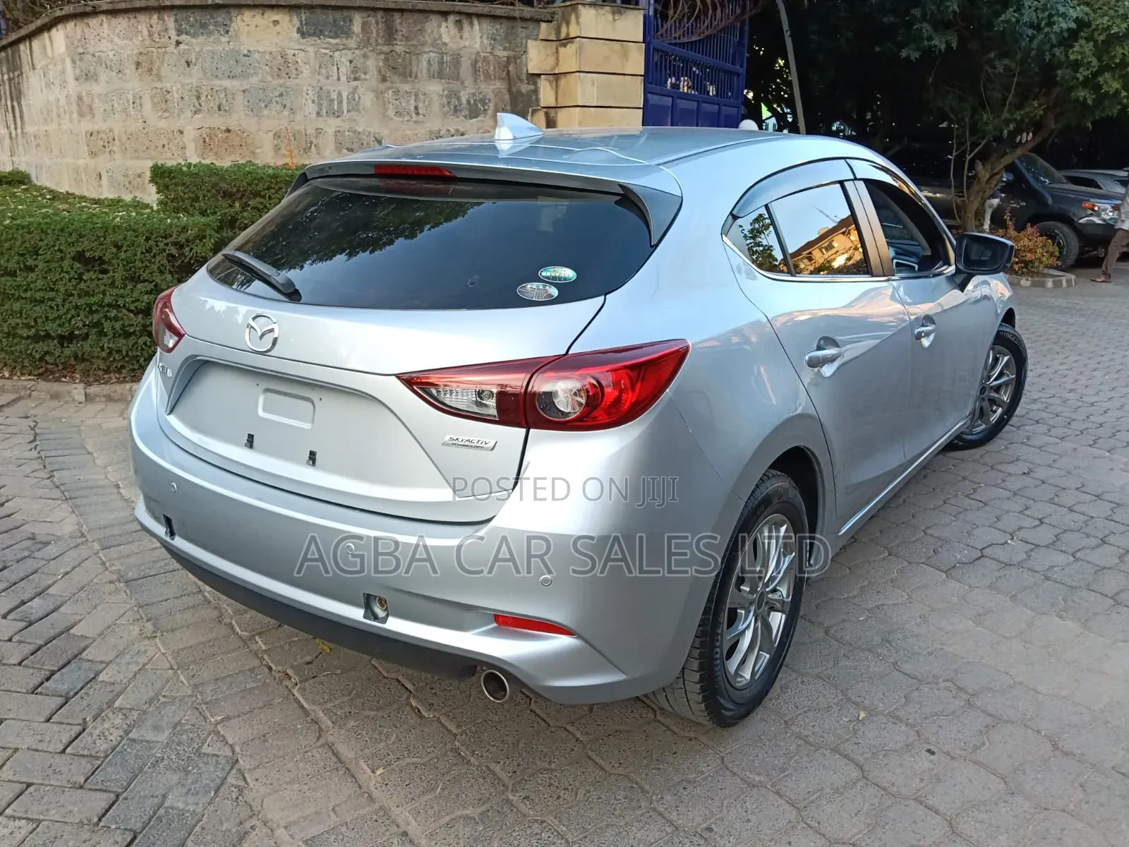 Mazda Axela 2018 Silver