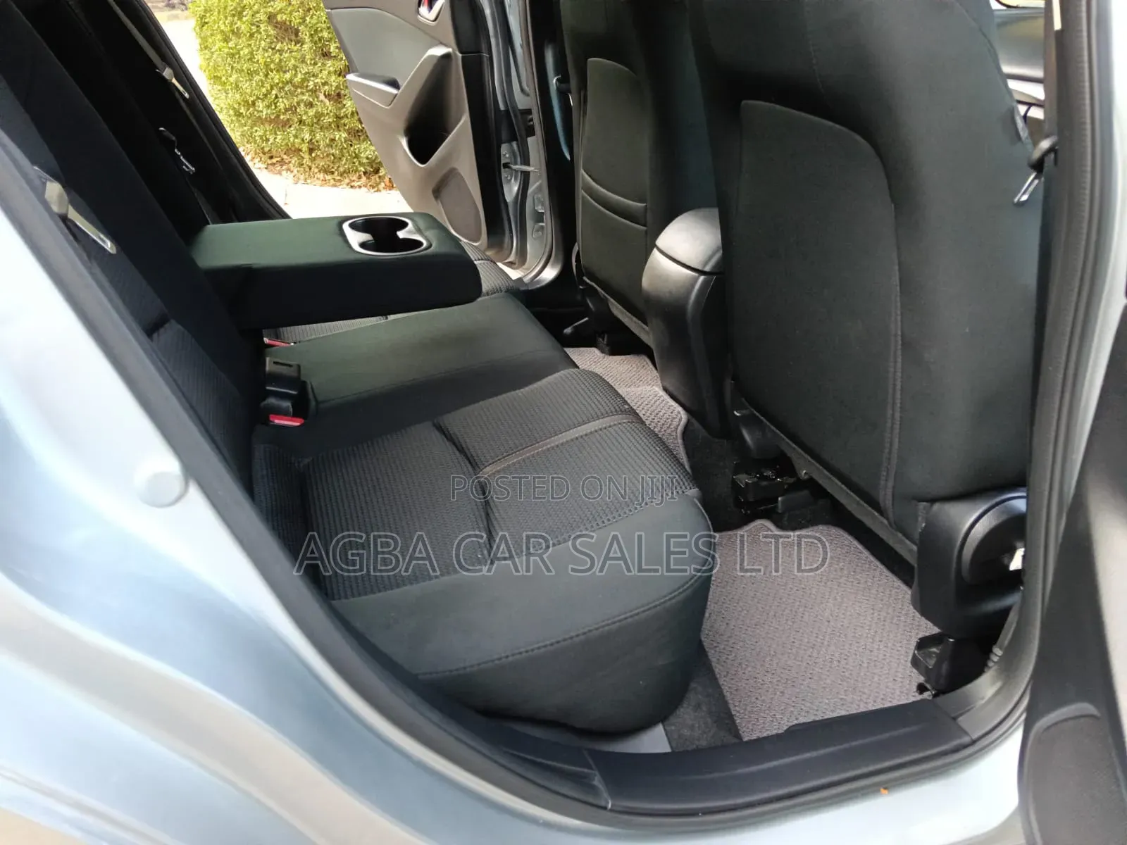 Mazda Axela 2018 Silver