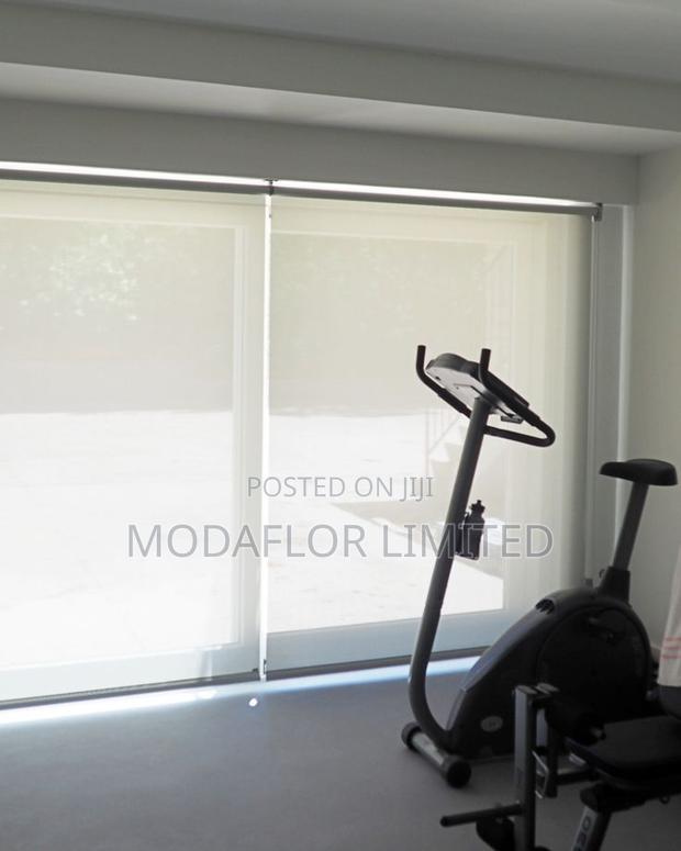 Sunscreen Blinds for Offices Workspaces