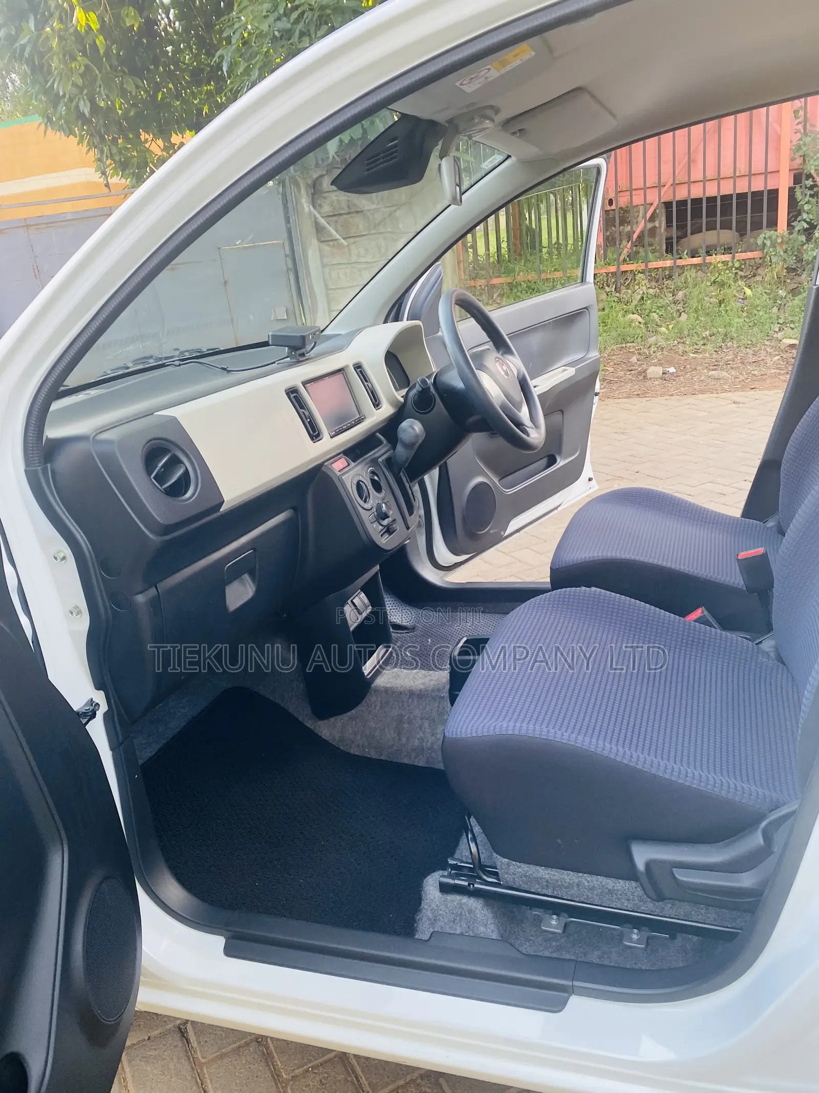 Mazda Carol 2019 White