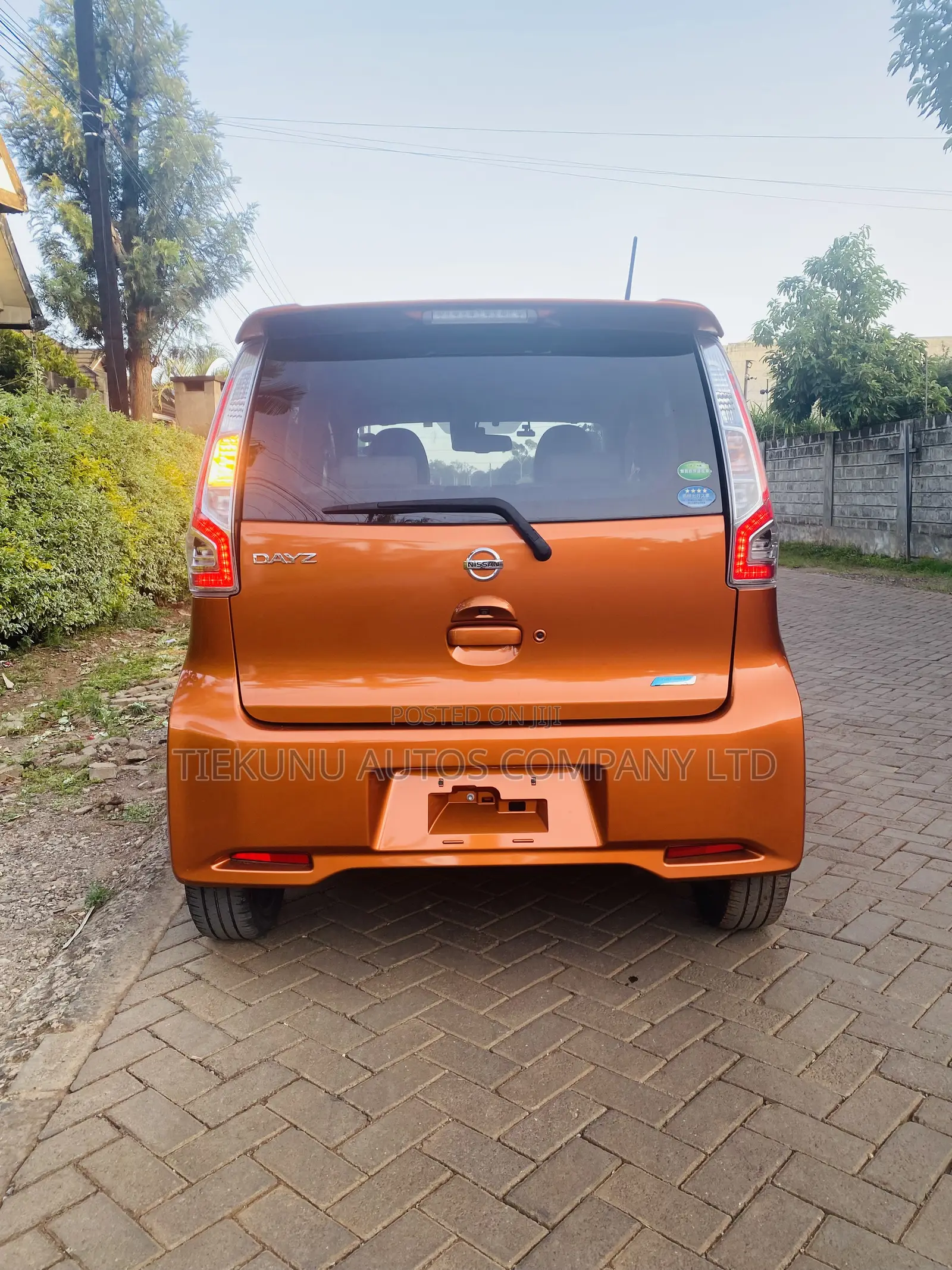 Nissan Dayz 2018 Orange