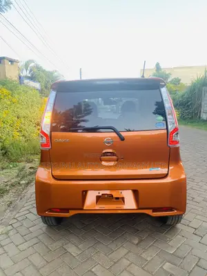 Nissan Dayz 2018 Orange