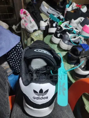 Adidas Campus
