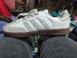 Adidas Samba