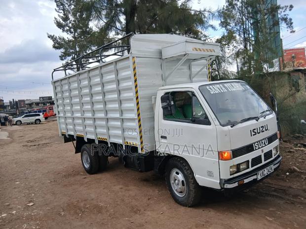 Isuzu 3.3 Manual Diesel - main view