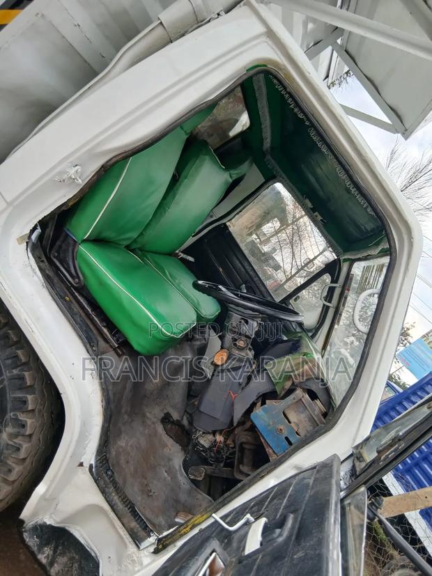 Isuzu 3.3 Manual Diesel - thumbnail 2