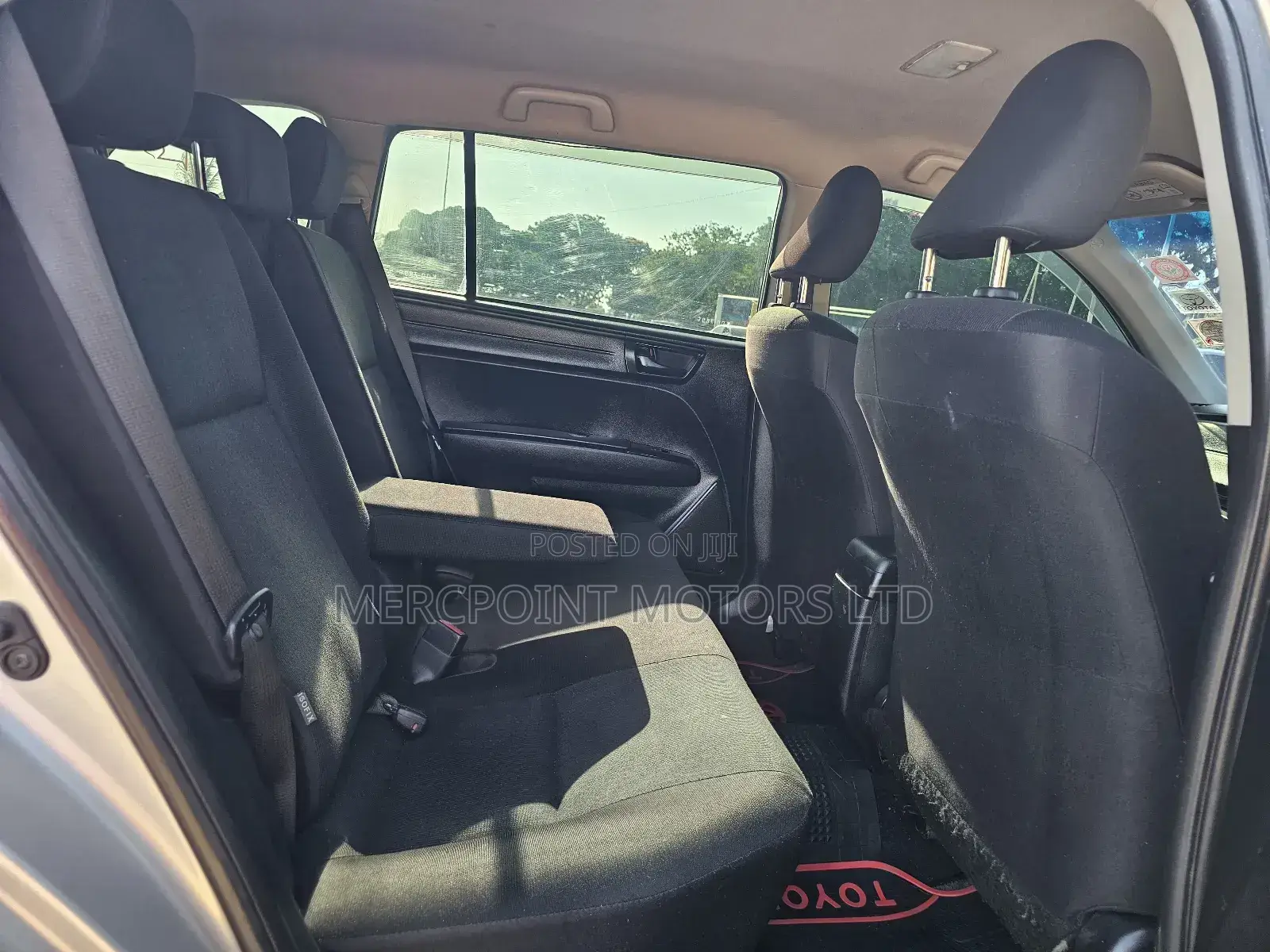Toyota Corolla Fielder 1.5 Petrol FWD 2014 Silver