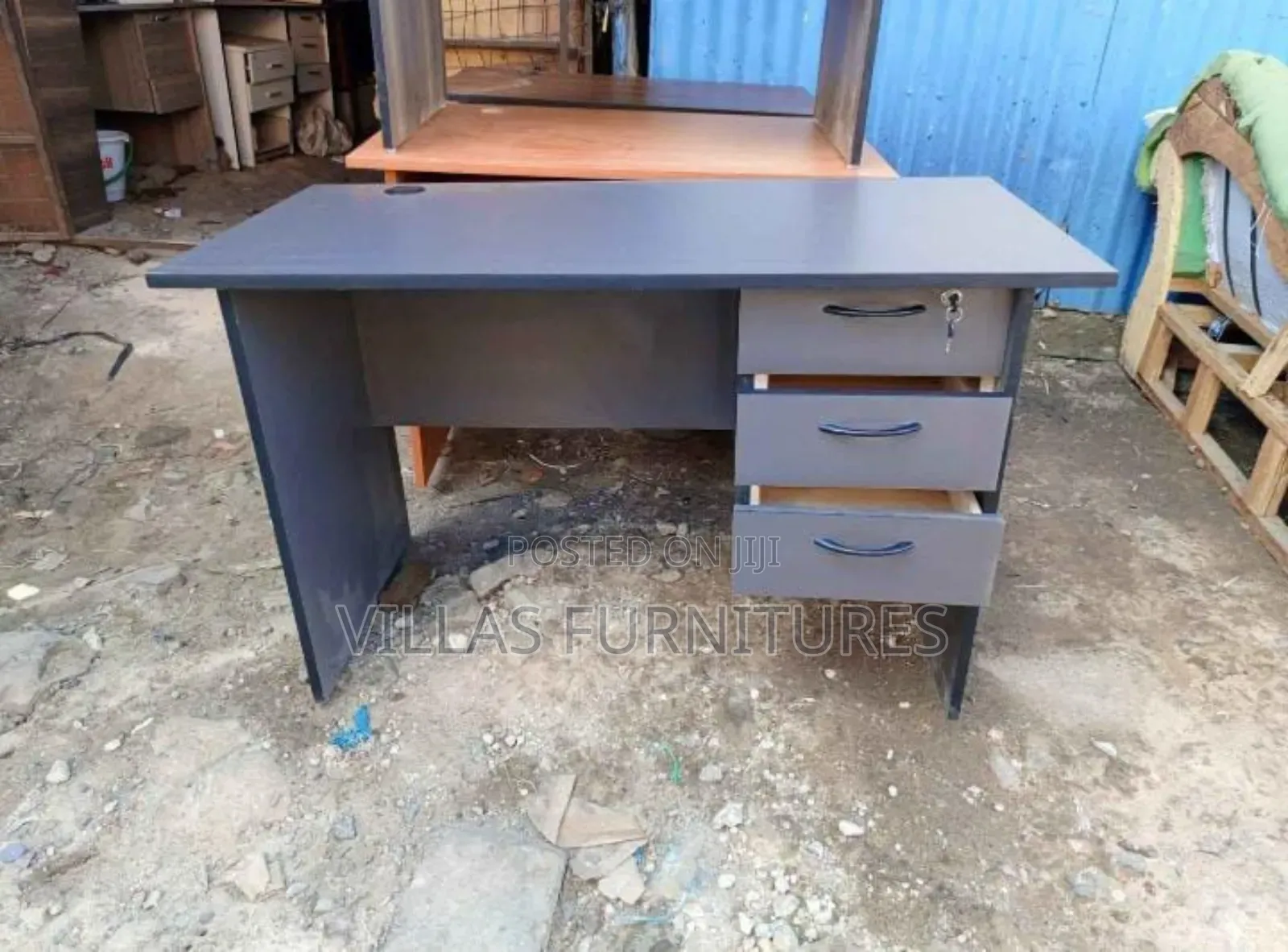 Local Made Study Desk