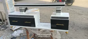 5 Feet Tv Stand
