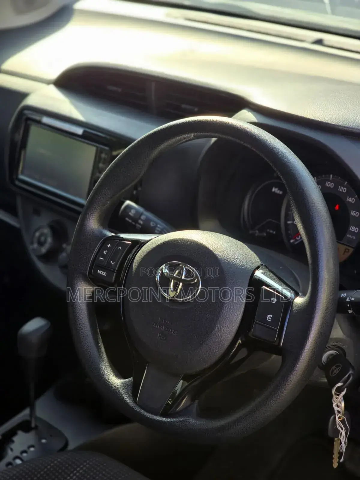 Toyota Vitz 1.3 AWD 5dr 2019 Black
