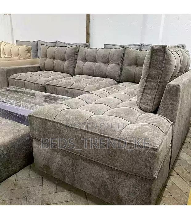 Exellent 6 Seater Corner Sofa - main view