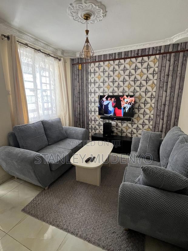 Spacious Studio Air BNB in Utawala Near Quickmart Kwa Chief