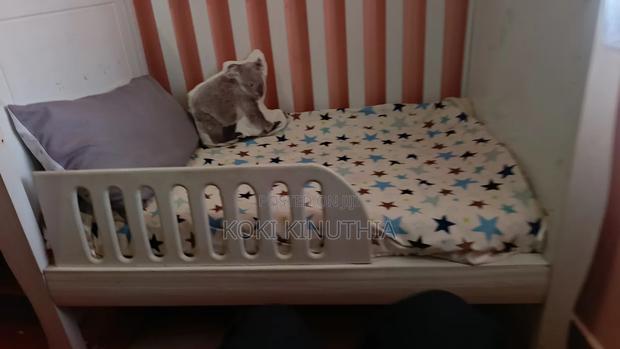 Baby's Crib - thumbnail 2