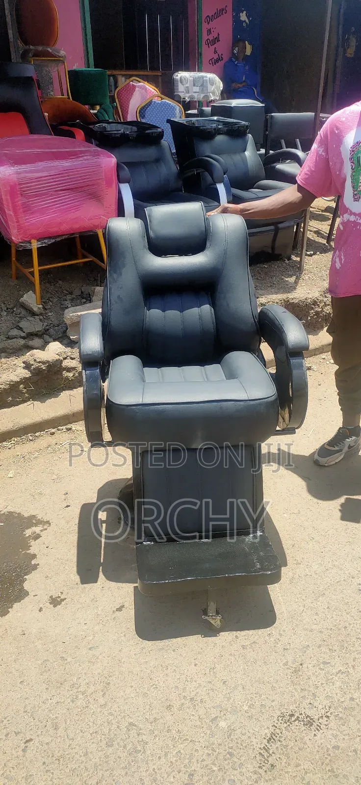 Executive Kinyozi Seats