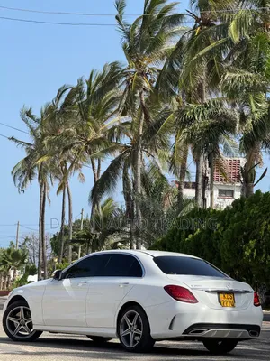 Mercedes-Benz C200 2017 White
