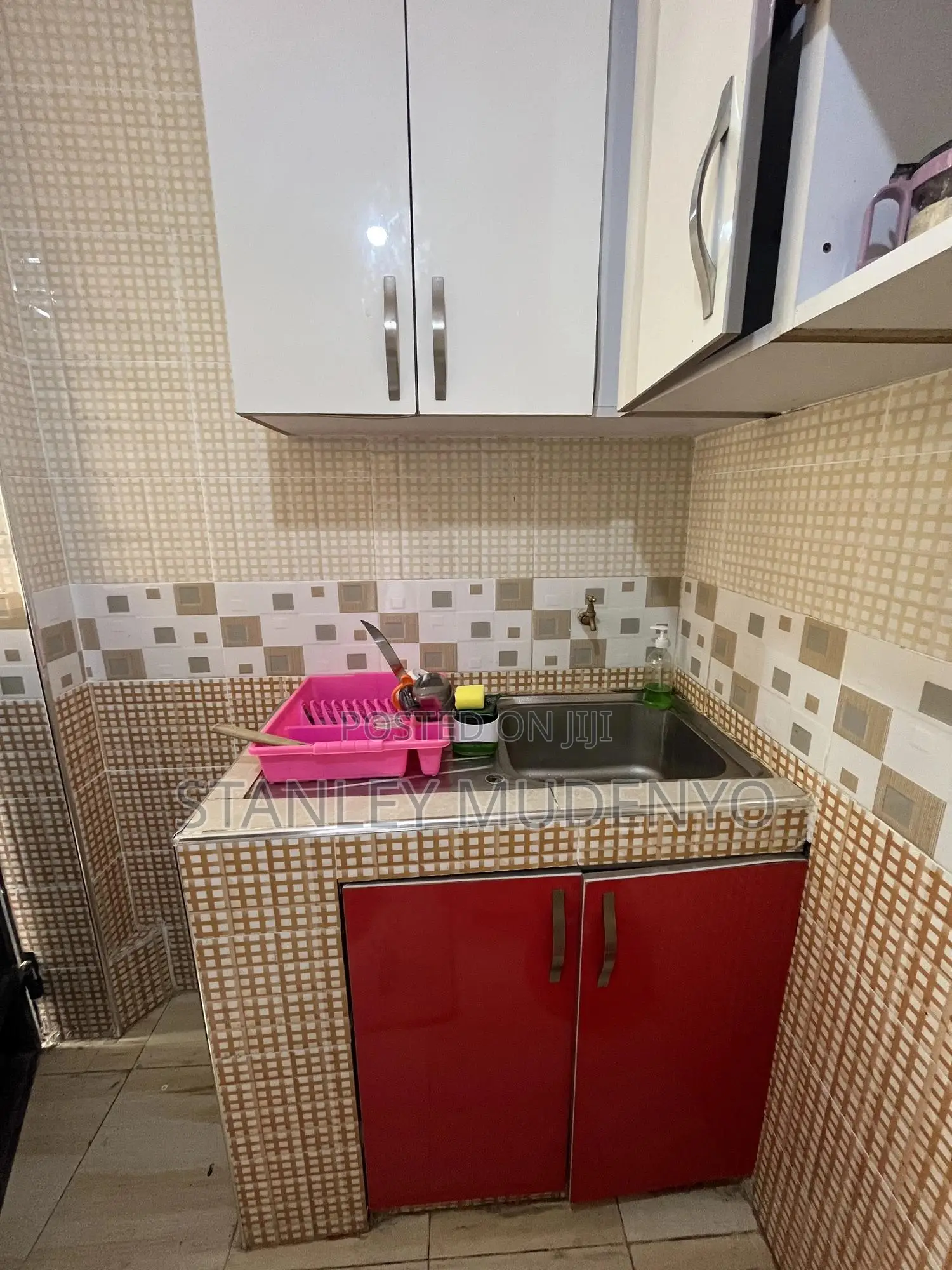 Spacious Studio Air BNB in Utawala Near Quickmart Kwa Chief