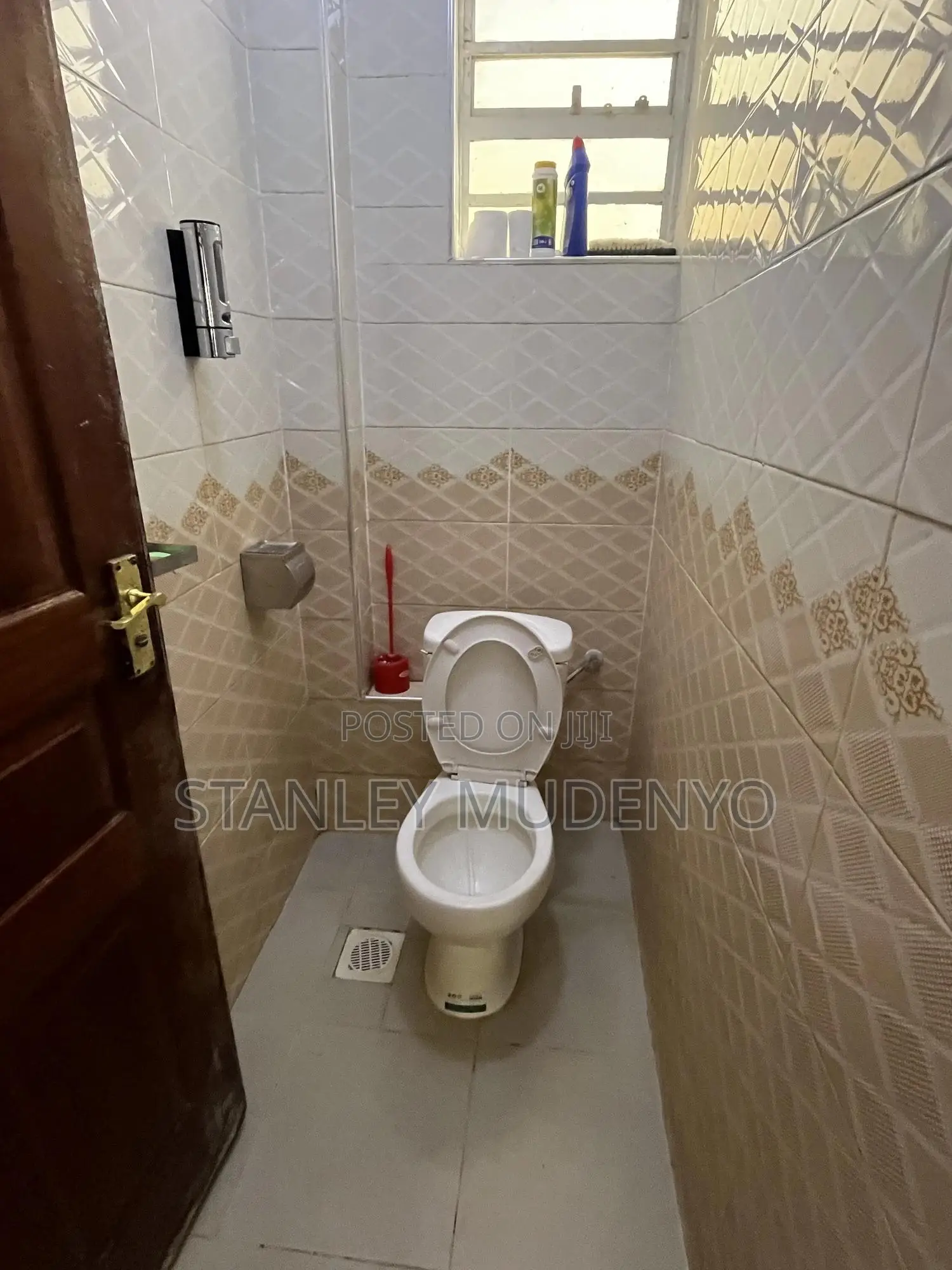 Spacious Studio Air BNB in Utawala Near Quickmart Kwa Chief