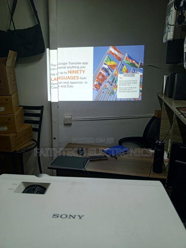 Epson Eb S31 -classroom Presentation Projector – School Use - thumbnail 2