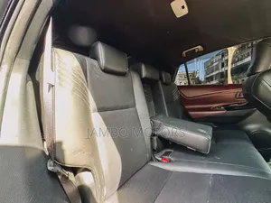 Toyota Harrier 2.5 Hybrid 4WD 2019 Black