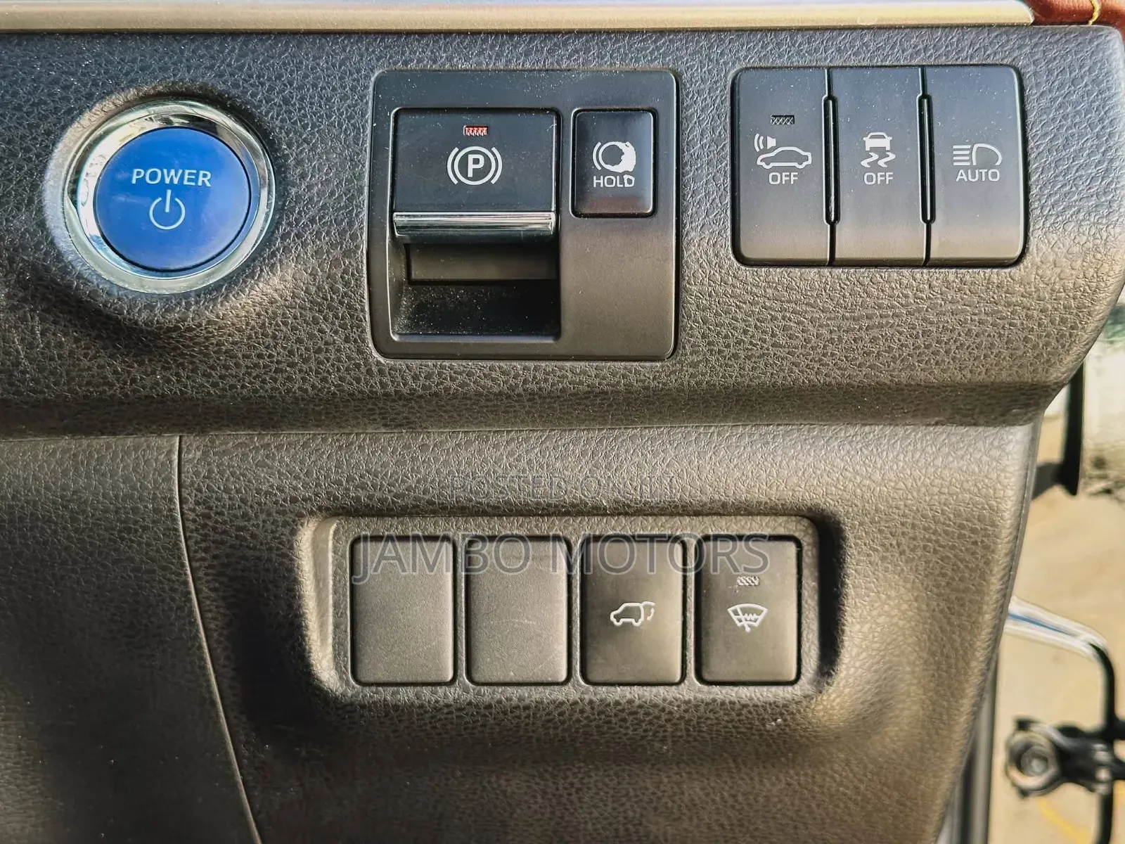Toyota Harrier 2.5 Hybrid 4WD 2019 Black