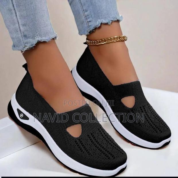 Ladies Breathable Rubbers - thumbnail 3