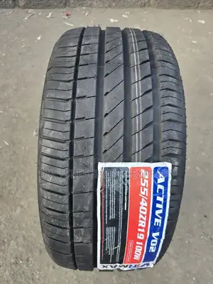 255 /40 Zr 19 Vinmax Tyres (New Technology)
