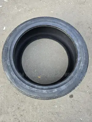 255 /40 Zr 19 Vinmax Tyres (New Technology)