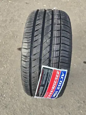 235 /35 R19 Vinmax (New Technology)