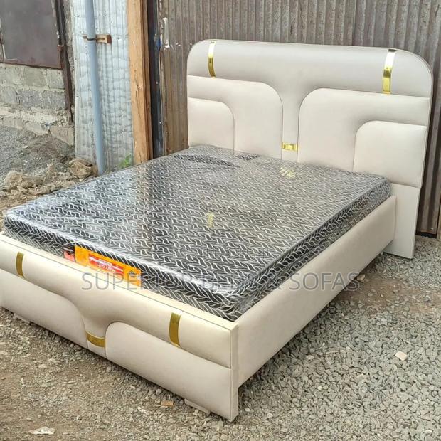 Gold Trim Bed 5 by 6