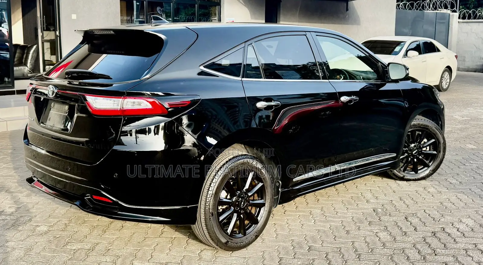 Toyota Harrier 2.0 Turbo 2018 Black