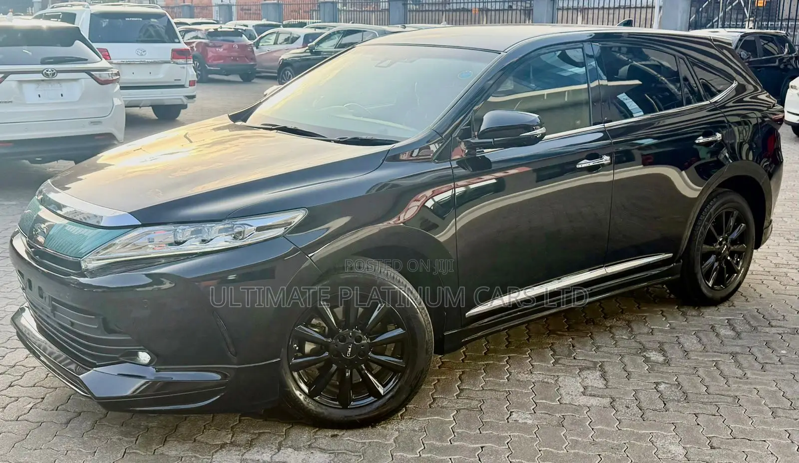 Toyota Harrier 2.0 Turbo 2018 Black