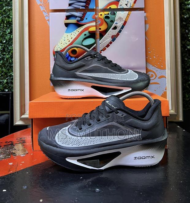 Zoomx Fly 6* “Black”/ Purple/ Orange Sizes:38-45 - thumbnail 4