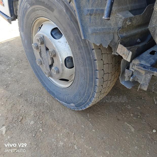 Track Lorry Isuzu NPR - thumbnail 12