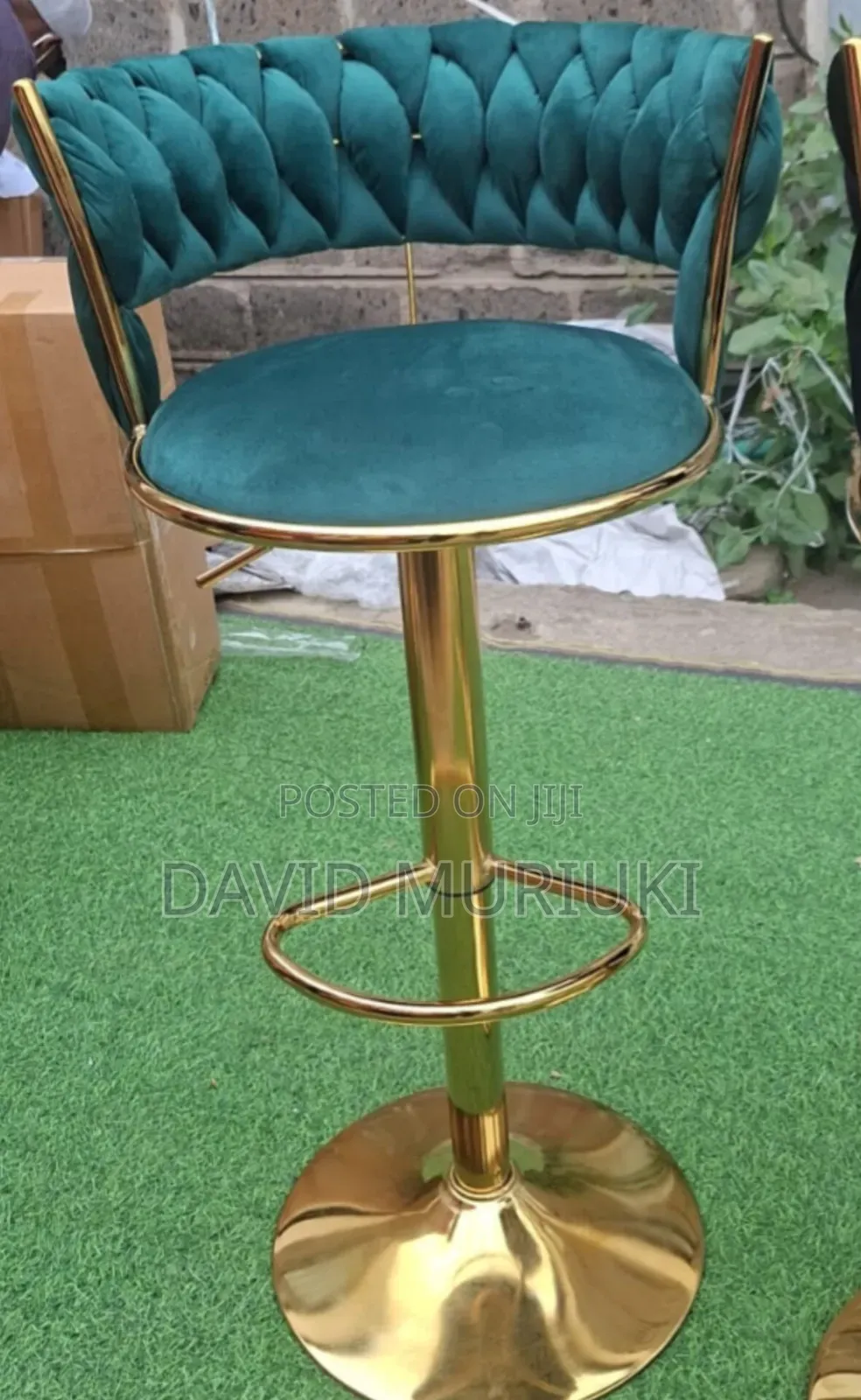 Height Adjustable Bar Stool
