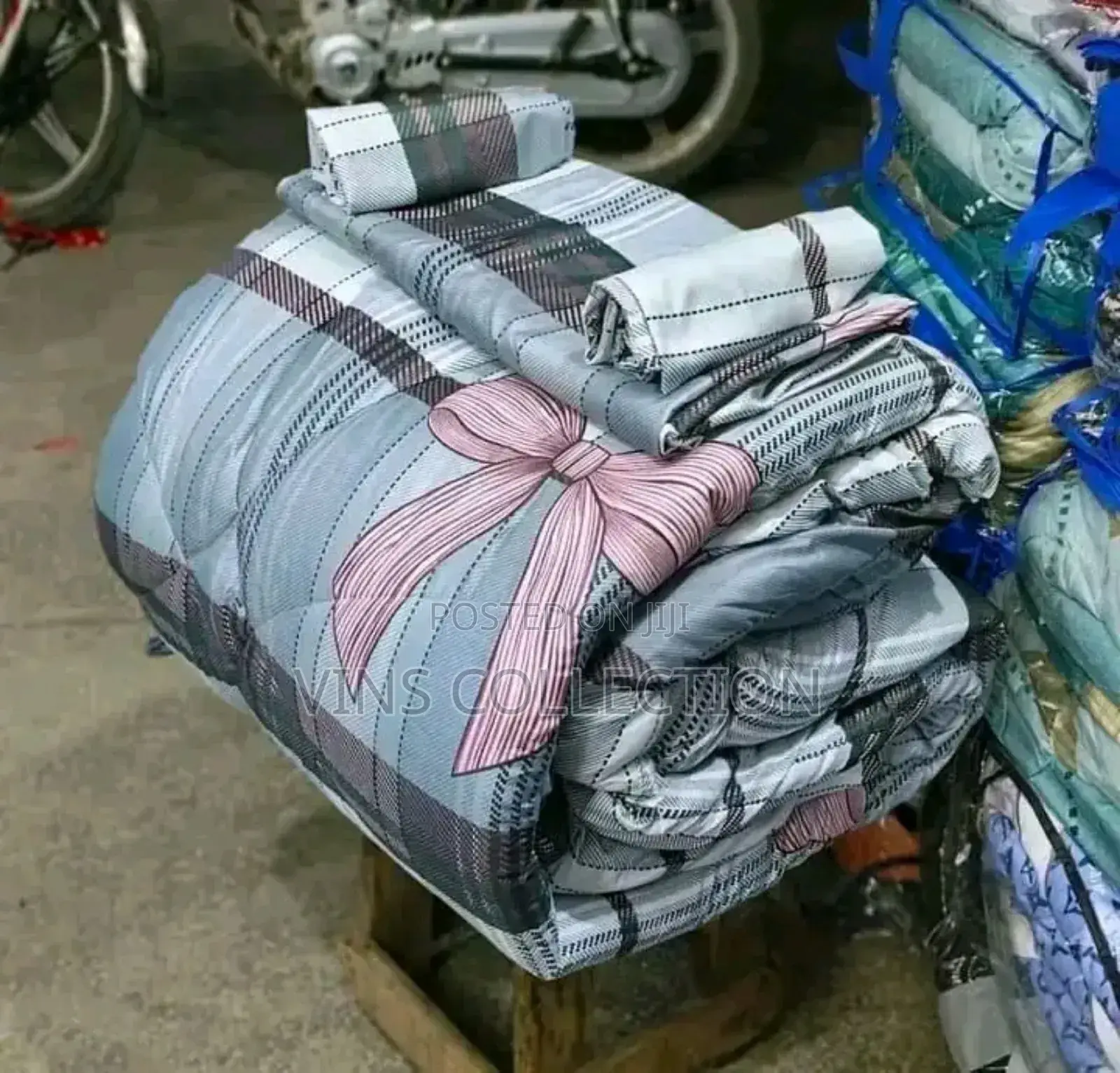 Duvet Set 1 Besheet 2 Pillowcase