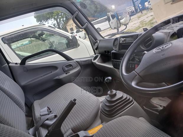 Toyota Toyace - thumbnail 3