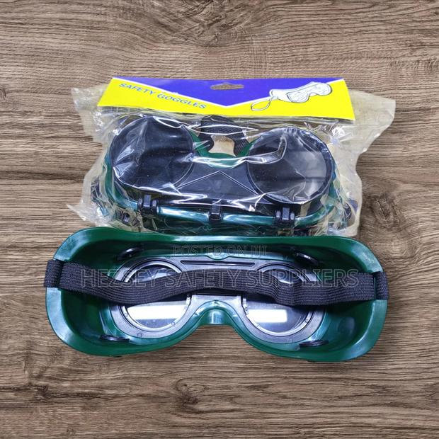 Welding Goggles - thumbnail 2
