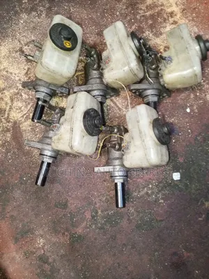 Brake Master Cylinder Toyota Mark X