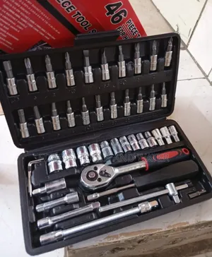 New Chrome 46 Pc's Screwdriver Set And Socket Spanner Set All Sizes