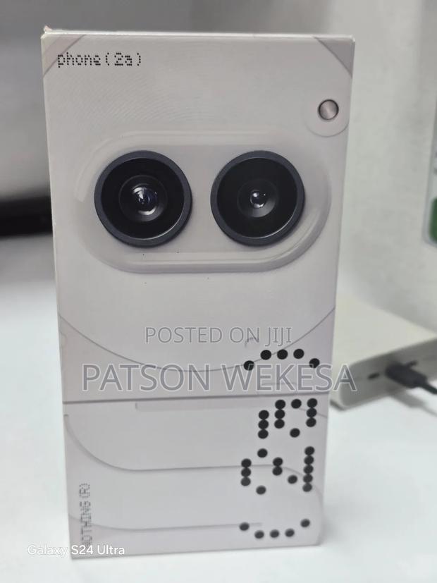 New Nothing Phone 2a 256 GB White - thumbnail 2