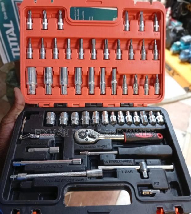 Chrome Vanadium Deep Socket Wrench Set 53 Pc's + Screwdriver Sets