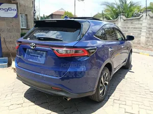 Toyota Harrier 2018 Blue