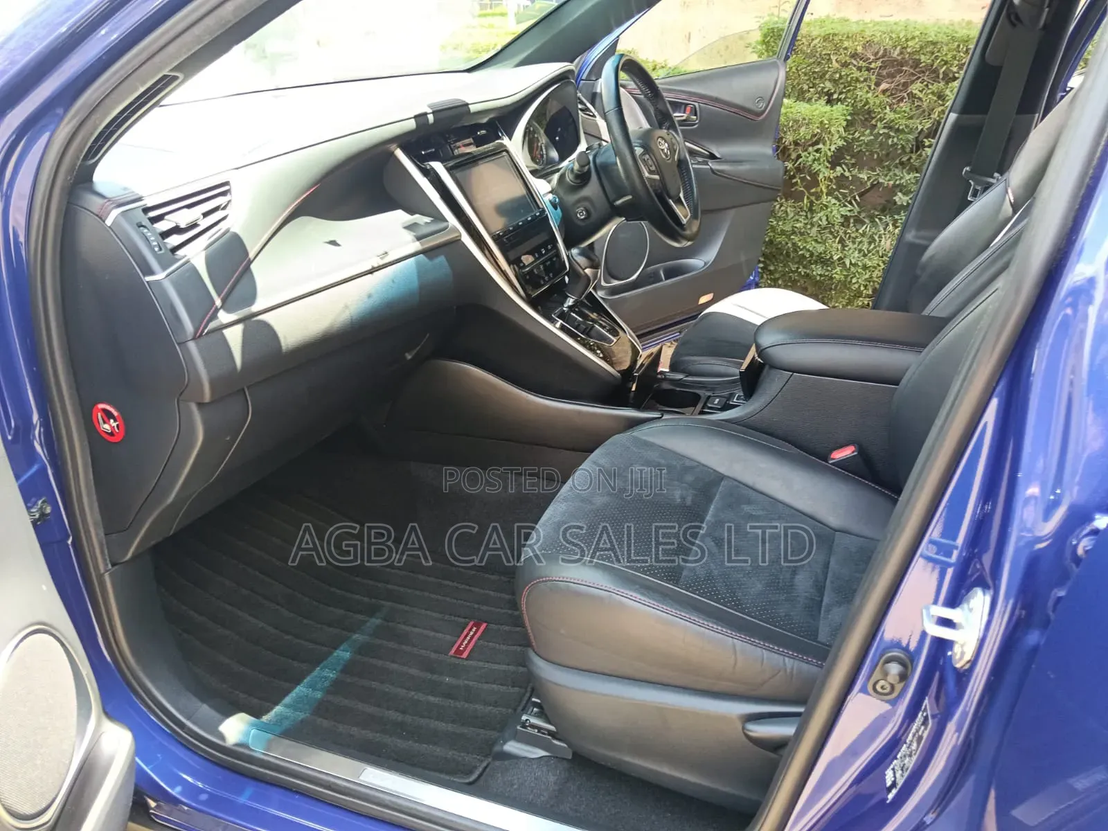 Toyota Harrier 2018 Blue