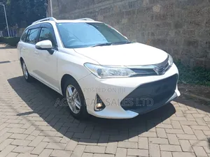 Toyota Corolla Fielder 2018 White
