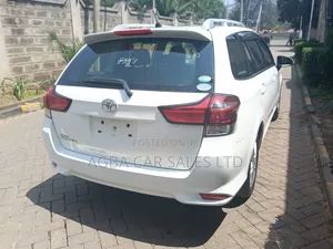 Toyota Corolla Fielder 2018 White