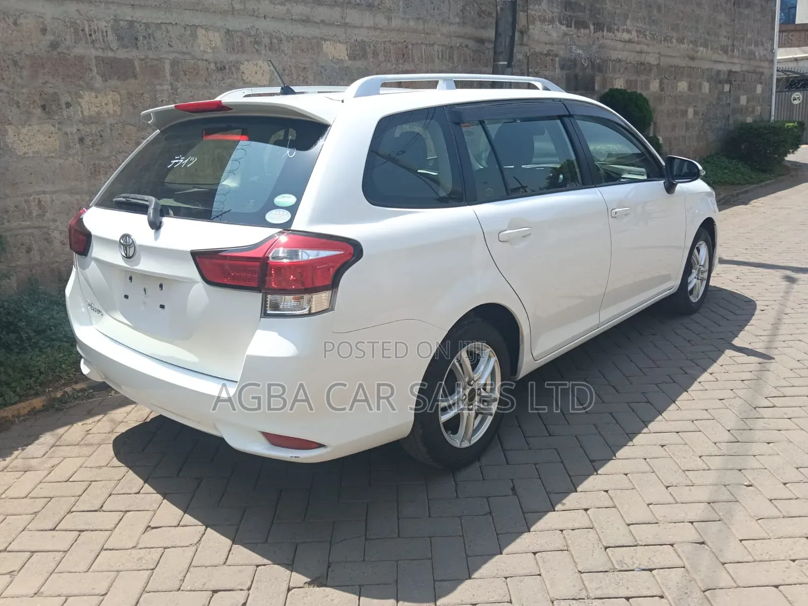 Toyota Corolla Fielder 2018 White