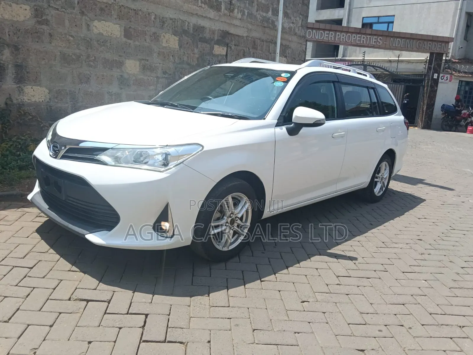 Toyota Corolla Fielder 2018 White
