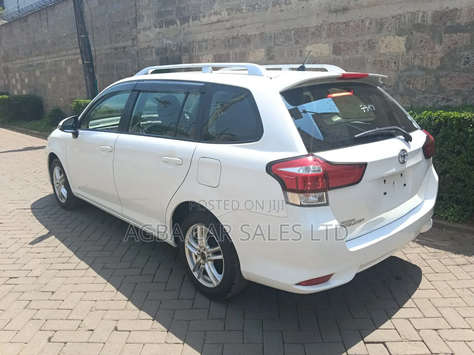 Toyota Corolla Fielder 2018 White