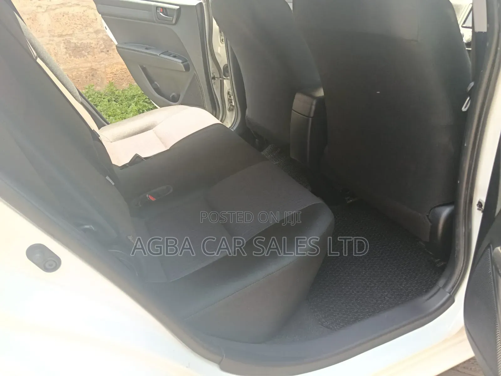 Toyota Corolla Fielder 2018 White