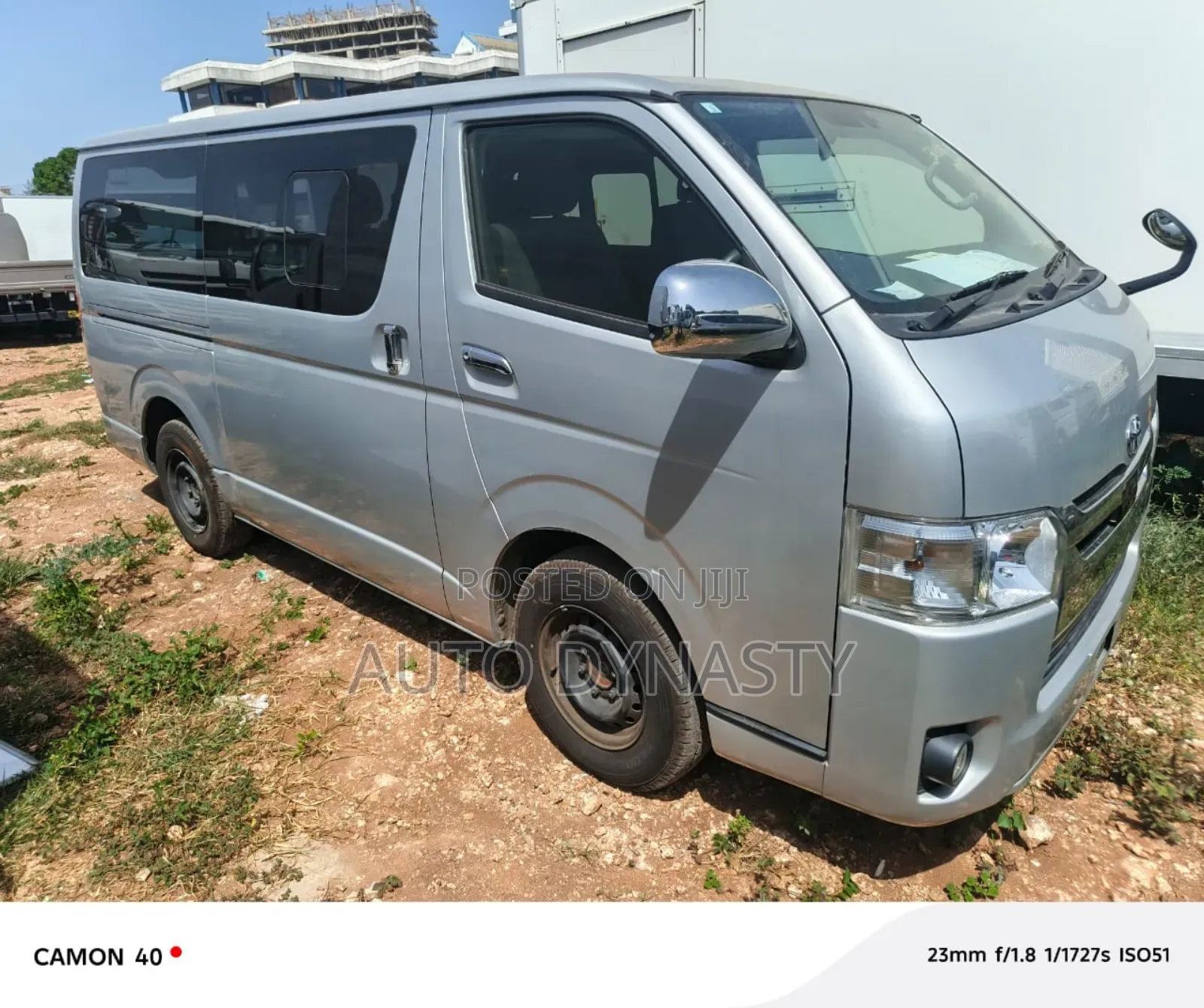 Toyota HiAce 2018 Silver